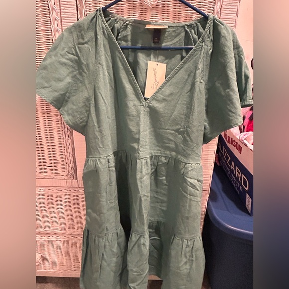 Universal Thread Dress - Picture 2 of 3